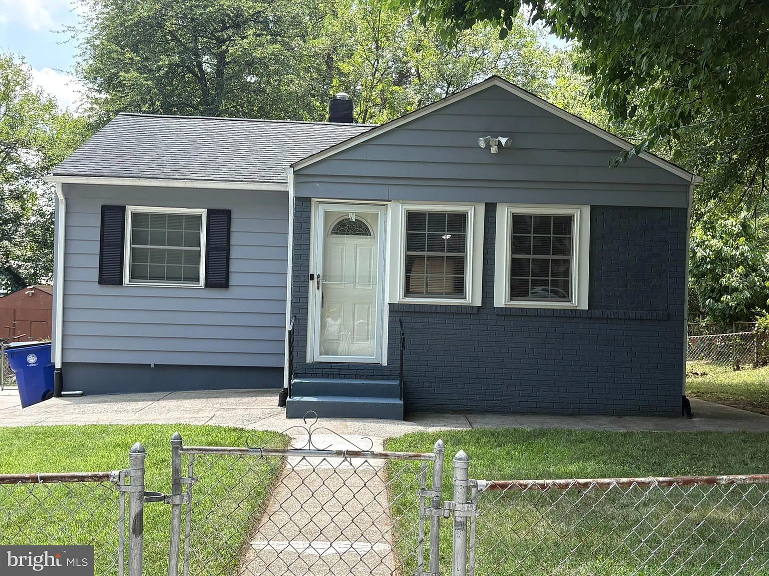 2 bed, 1556 sqft, $2,600 — Photo 3