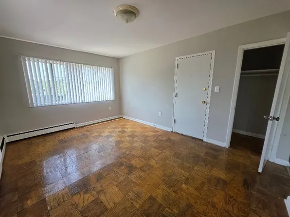 4340 Sheriff Rd Ne, 4340 Sheriff Rd NE #302, Washington, DC 20019