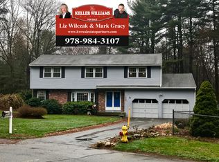8 Waverly Dr, Andover, MA 01810