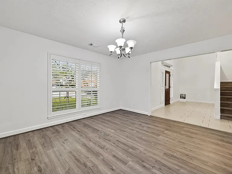 4019 Saint Michaels Ct — Photo 23