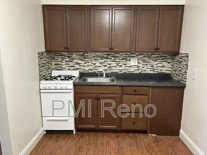 1st image of 1747 1/2 C St Unit 1A