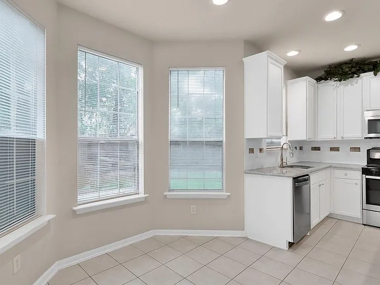 30 Hidden Meadow Dr — Photo 9