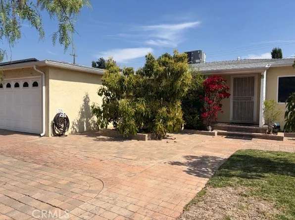 8838 Murietta Ave, Panorama City, CA 91402