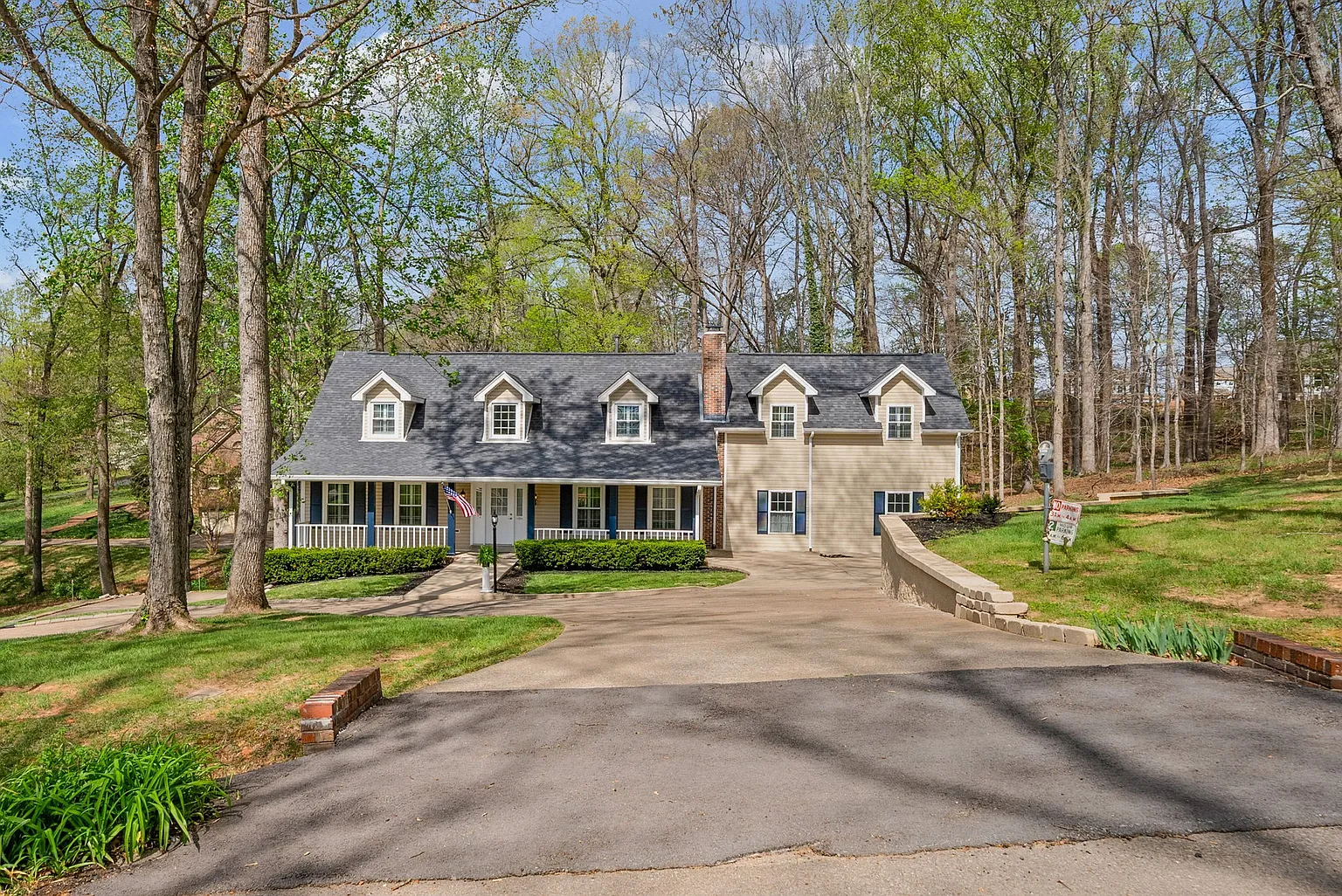 815 Shady Bluff Trl photo 1
