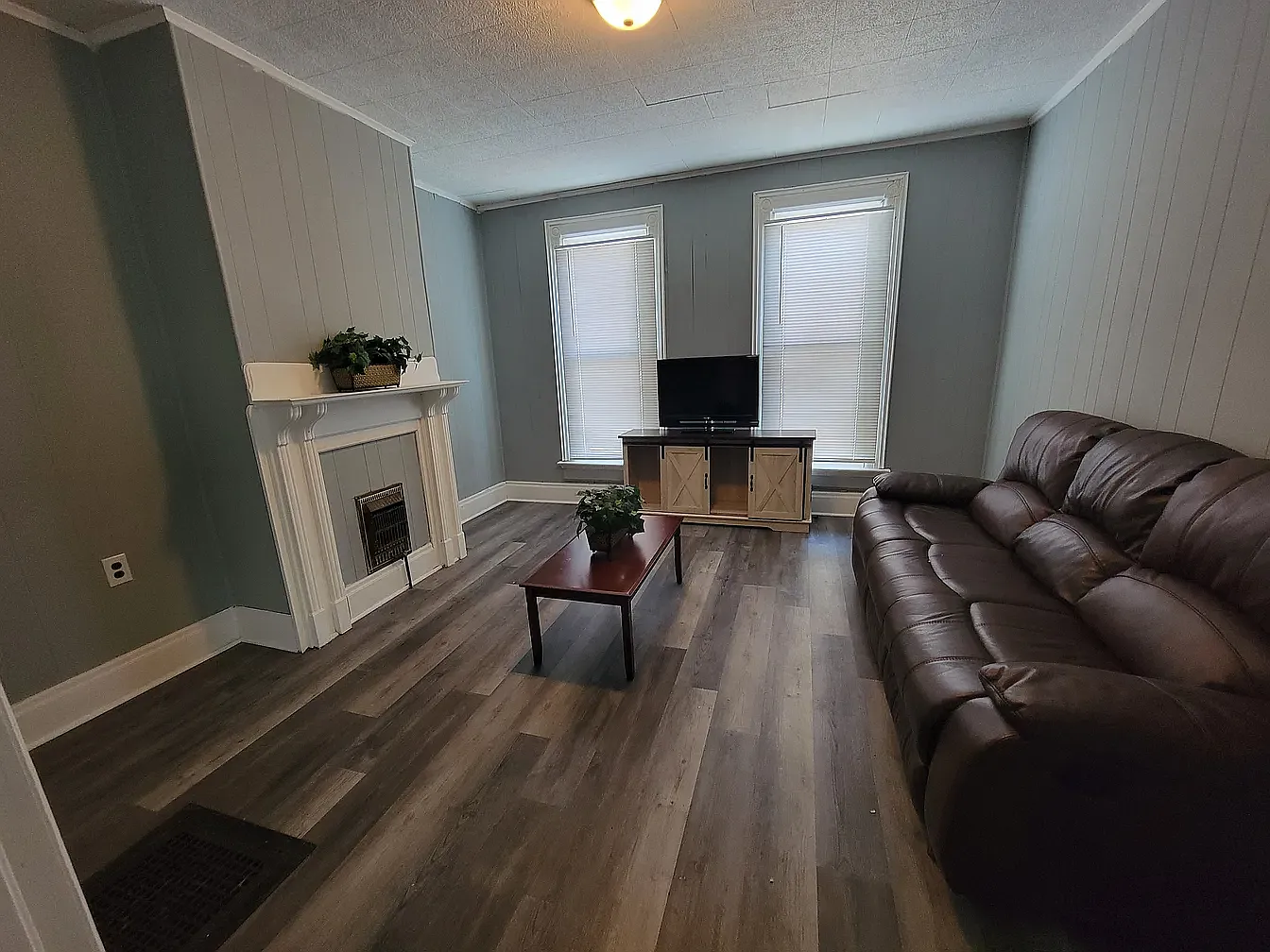 2 bed, 1192 sqft, $1,195 — Photo 2