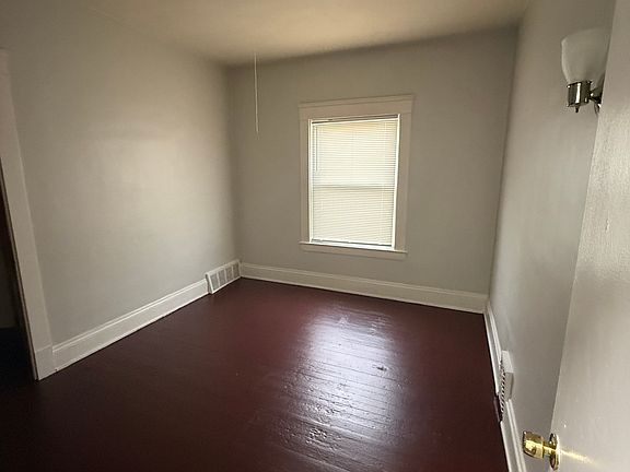 4th image of 4303 Denison Ave #4