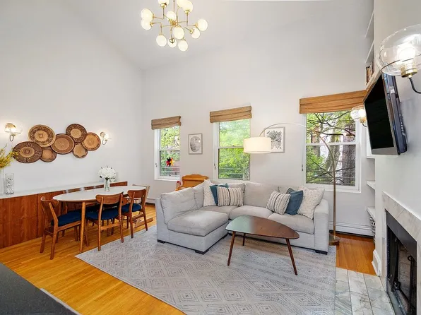 171 Greene Ave #3, Brooklyn, NY 11238