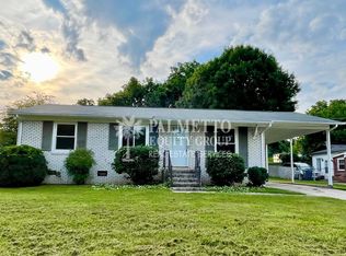 1406 Kingston Rd, Greensboro, NC 27405