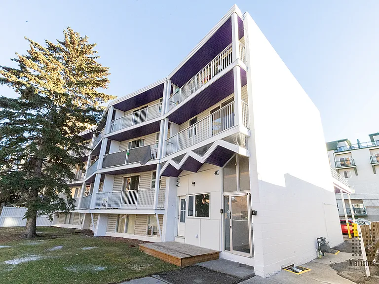 1135 15th Ave SW — Photo 11