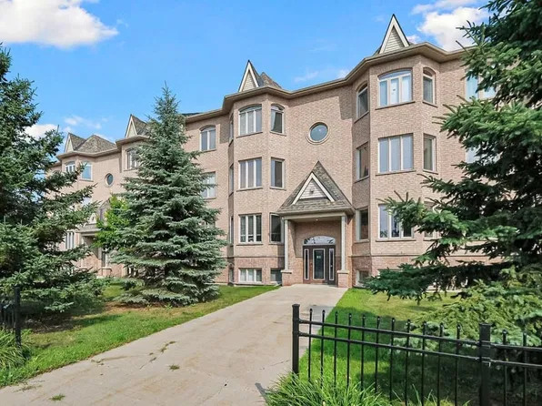 2086 Valin St #7, Ottawa, ON K4A 0C1