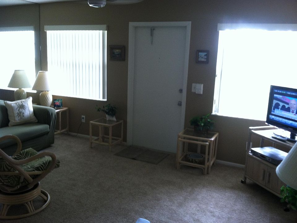 1st image of 9 Vista Gardens Trl