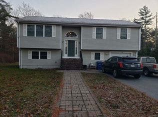 498 Upland St, New Bedford, MA 02745