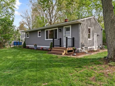 5857 Berkley Dr, Waterford, MI, 48327