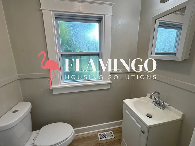 212 Huron Ave — Photo 5