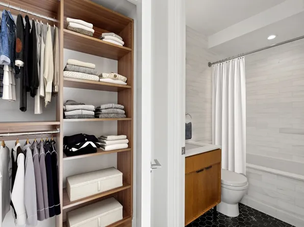 420 East 54th Street image 6 of 40