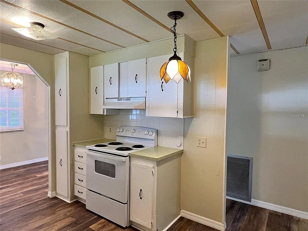 2 bed, 2.0 bath, 864 sqft, $1,400 — Photo 3