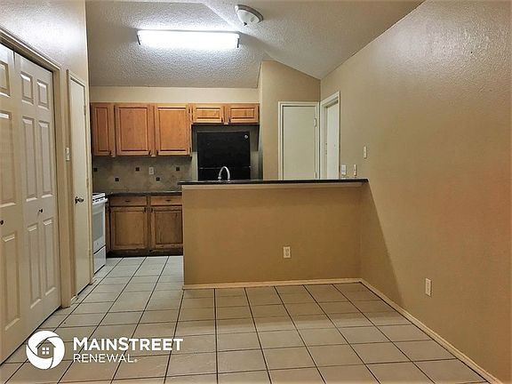 3rd image of 3116 Stonewall Ln