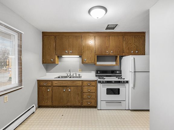 5th image of 8601 Nicollet Ave S #102