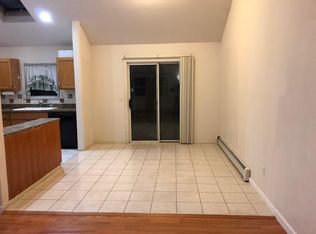 1808A Carleton Ave, Bay Shore, NY 11706