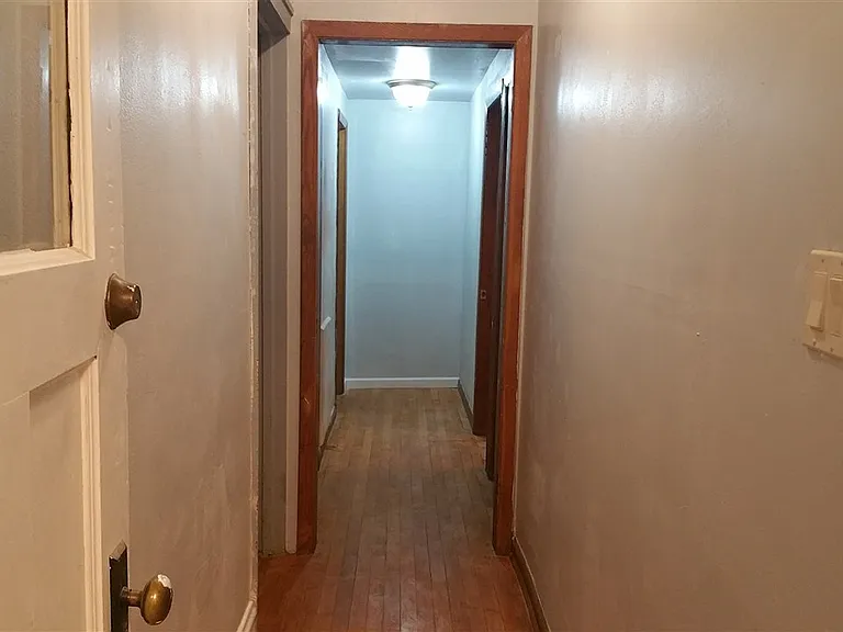 932 Emerald St #1B — Photo 15