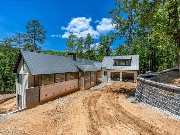 166 Ellenburg Creek Rd, Sunset, SC 29685