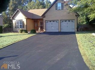 5480 Arrowind Rd, Lilburn, GA 30047