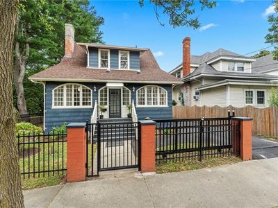 87 Farragut Ave, Cranston, RI, 02905