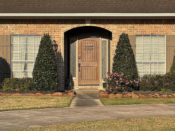 4th image of 4434 Hillbrook Dr