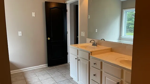 3380 Gables Ct — Photo 5