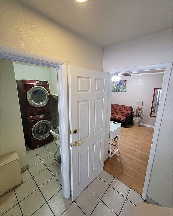 1st image of 4925 Calle Del Oya