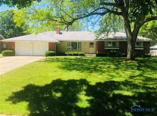 2022 Heatherwood Dr, Toledo, OH