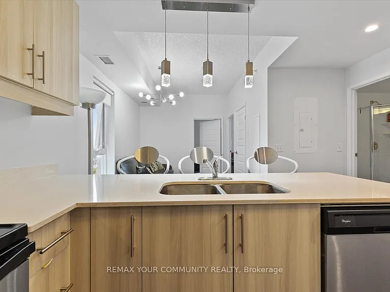 158 King St N #1105 — Photo 9