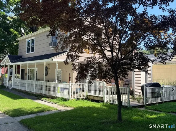 26 View Place, Guilford, CT 06437