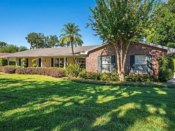 4th image of 1053 Sweetbriar Rd