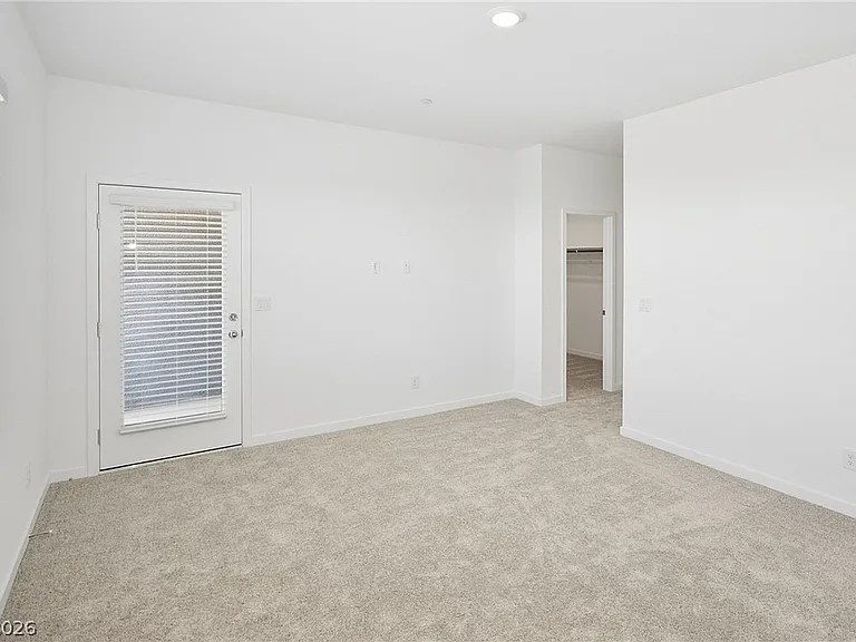 254 Walsh Peak Ave — Photo 16