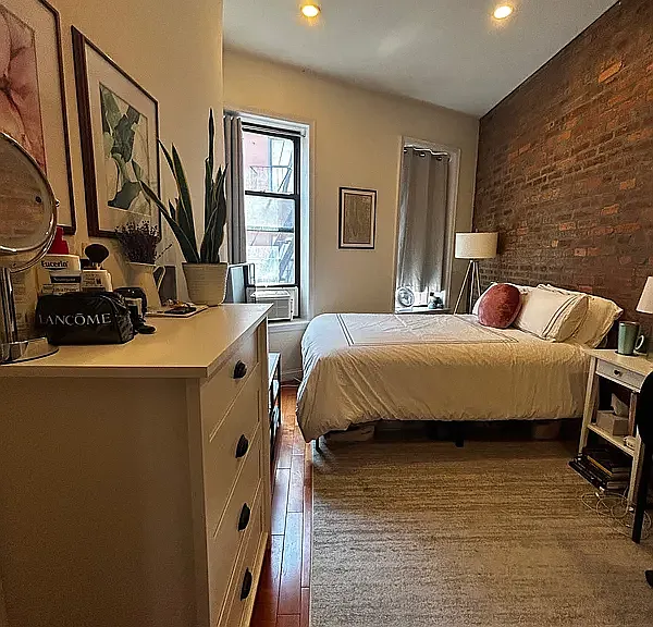 110 Saint Marks Pl #15 — Photo 1