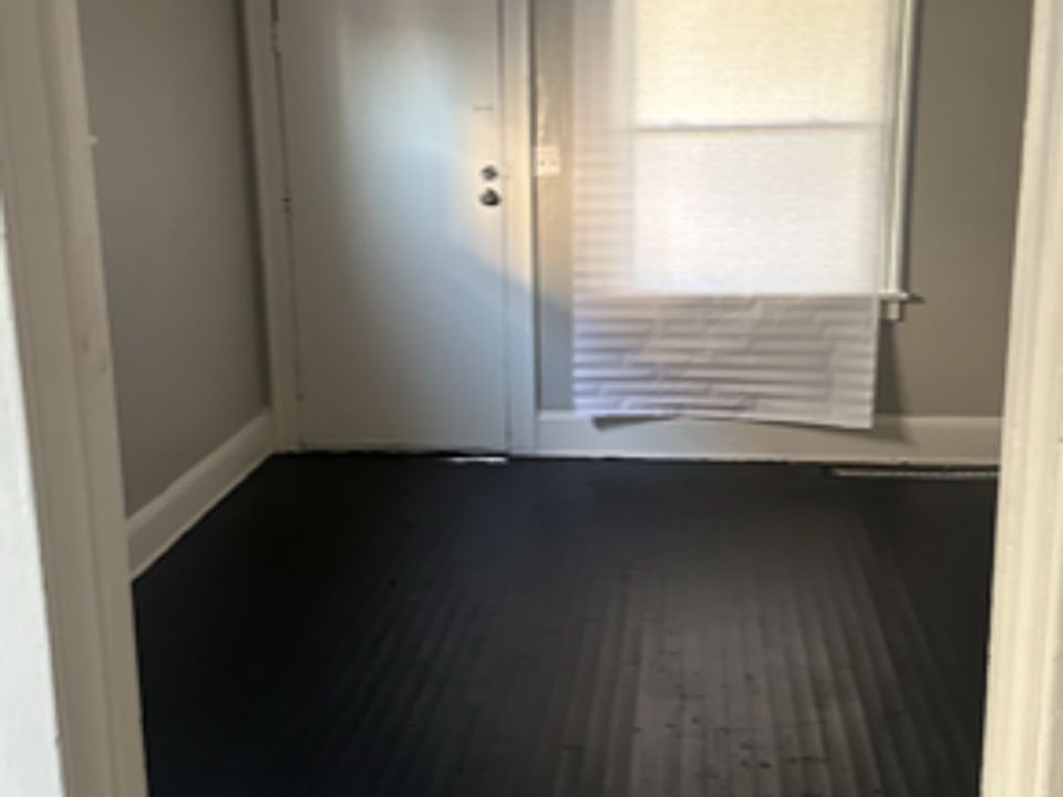 1st image of 4056 E 136th St Floor 2