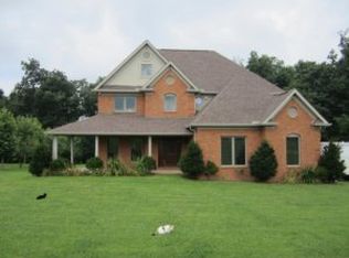 277 Red Williams Rd, Crossville, TN 38571