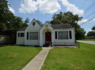 221 W Logan St, Sulphur, LA 70663