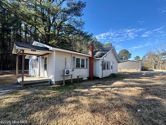 2nd image of 146 Smith Corner Rd