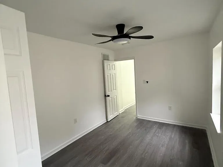 1333 N Walnut St — Photo 15