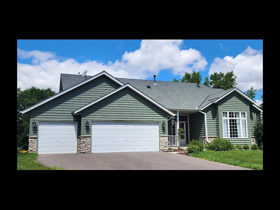 4562 Hummingbird Trl NE