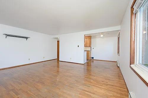 653 W Nickerson St #201 Photo 1
