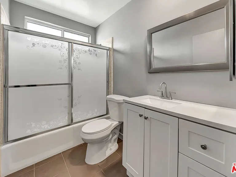 1424 N Poinsettia Pl — Photo 10
