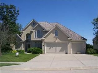 10015 N Revere Ct, Kansas City, MO 64154