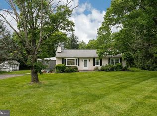 805 S Lewis Rd, Royersford, PA 19468