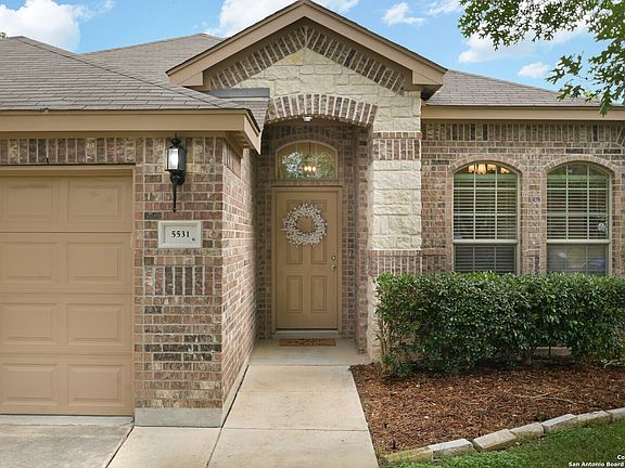 2nd image of 5531 THUNDER OAKS