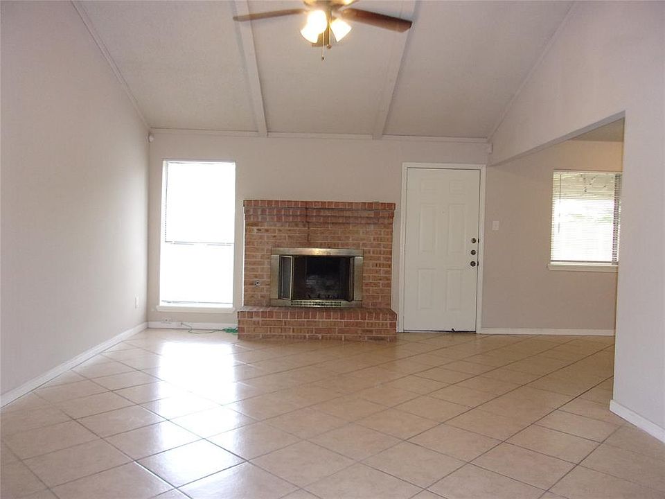 1st image of 3807 Black Crickett Ct