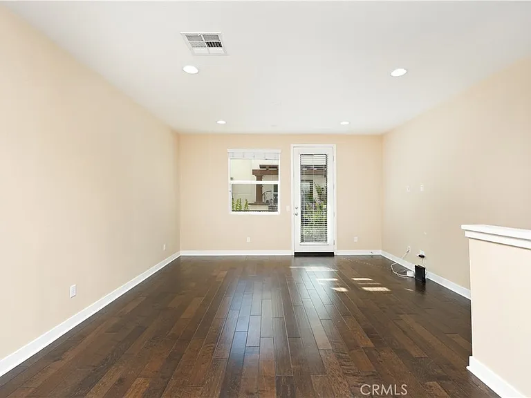 9210 Joshua Way — Photo 9