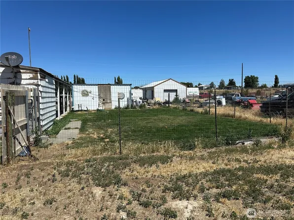 3801 Rd E NE, Moses Lake, WA 98837